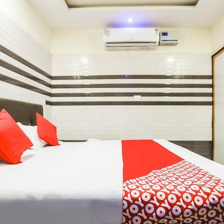 Oyo 71693 Starlight Hotel Ganganagar Ngoại thất bức ảnh