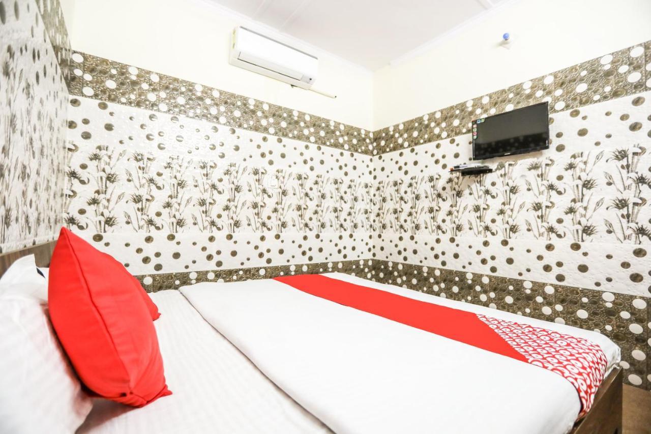 Oyo 71693 Starlight Hotel Ganganagar Ngoại thất bức ảnh